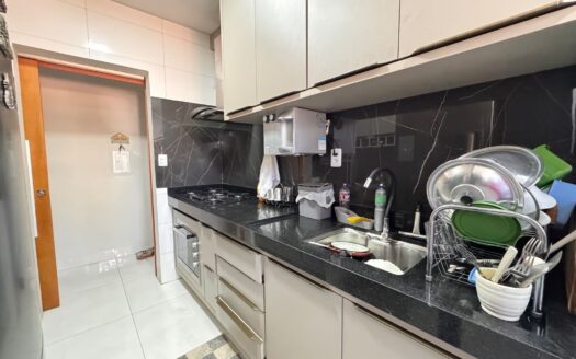 Apartamento com 3 Quartos