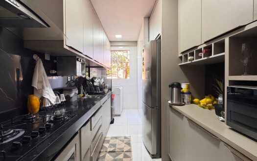 Apartamento com 3 Quartos