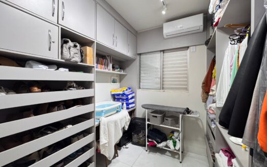 Apartamento com 3 Quartos