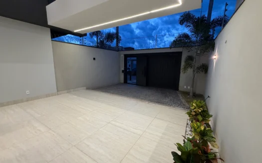 Casa com 3 Suítes