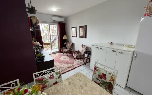 Apartamento com 3 Quartos