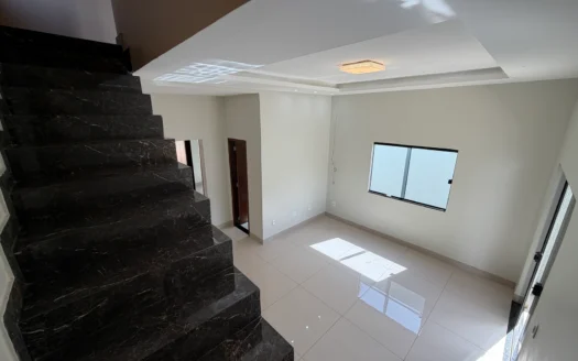 Sobrado com 4 Quartos