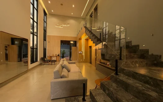 Sobrado com 5 Suítes