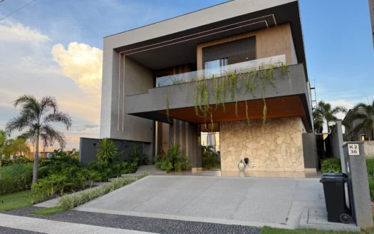 Sobrado com 5 Suítes