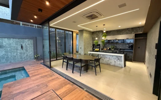 Sobrado com 5 Suítes