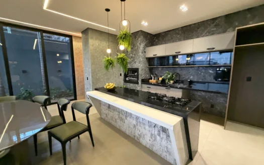 Sobrado com 5 Suítes