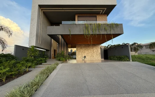 Sobrado com 5 Suítes