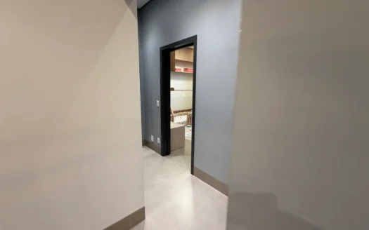 Sobrado com 5 Suítes