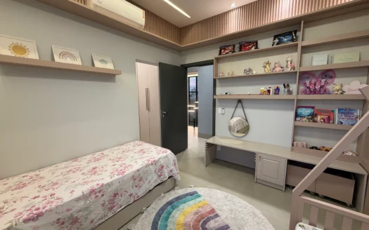 Sobrado com 5 Suítes