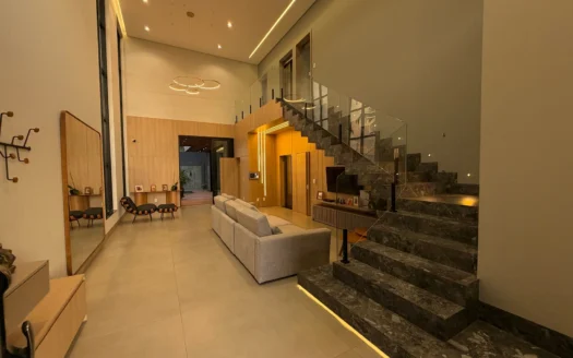 Sobrado com 5 Suítes