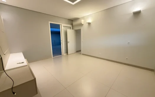 Sobrado com 4 Suítes