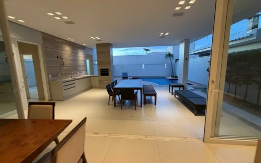 Sobrado com 4 Suítes