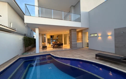 Sobrado com 4 Suítes