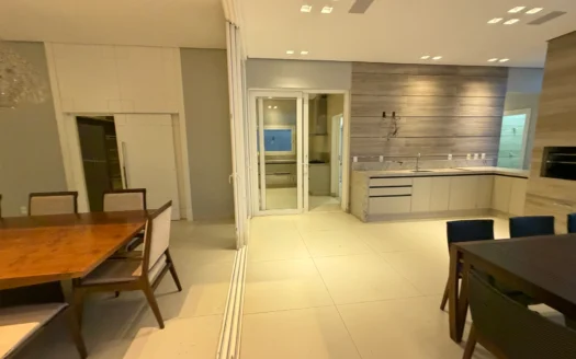 Sobrado com 4 Suítes