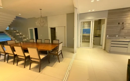 Sobrado com 4 Suítes