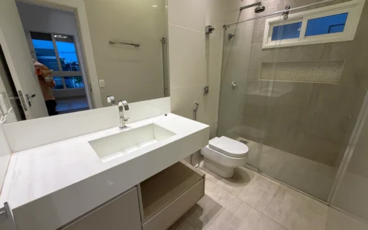 Sobrado com 4 Suítes