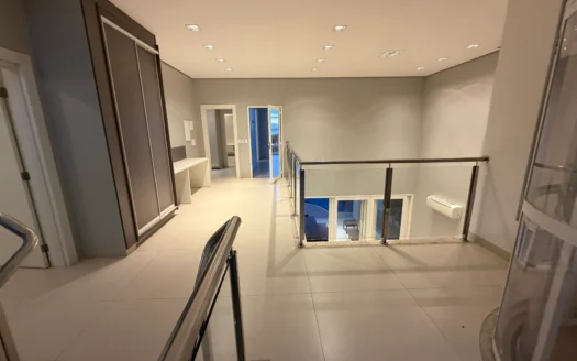 Sobrado com 4 Suítes