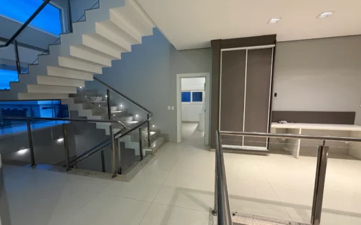 Sobrado com 4 Suítes