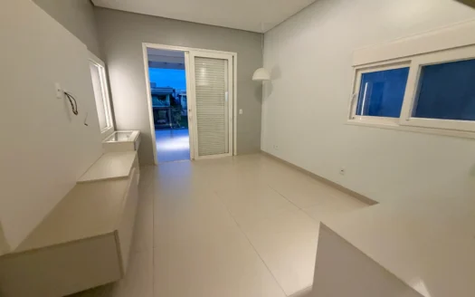 Sobrado com 4 Suítes