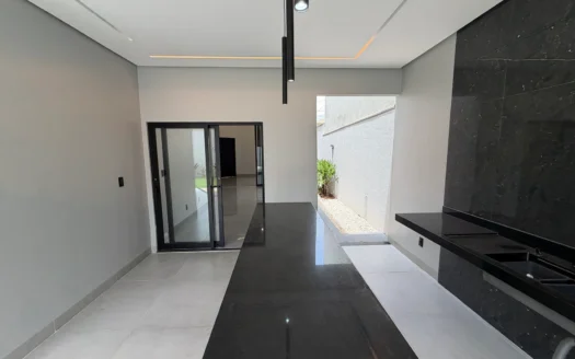 Casa com 3 Suítes Plenas