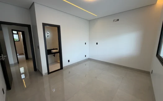 Casa com 3 Suítes Plenas