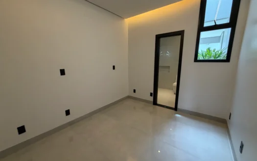 Casa com 3 Suítes Plenas