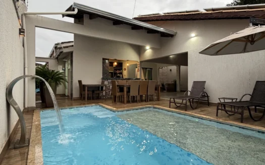 Casa com Energia Solar e Poço