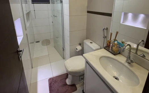 Casa com Energia Solar e Poço