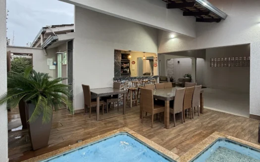 Casa com Energia Solar e Poço