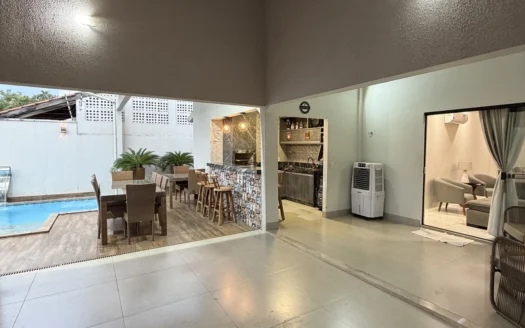 Casa com Energia Solar e Poço