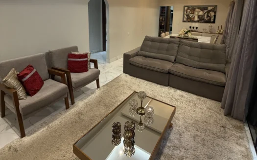 Casa com Energia Solar e Poço