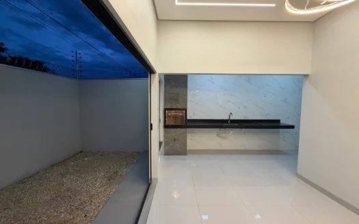 Casa com 3 Quartos na 1404 Sul