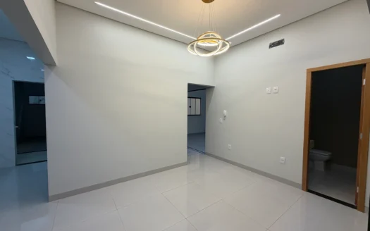 Casa com 3 Quartos na 1404 Sul