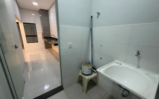 Casa com 3 Quartos na 1404 Sul