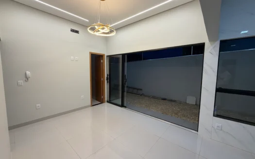 Casa com 3 Quartos na 1404 Sul