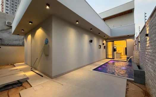 Casa Alto Padrão de 3 Suítes