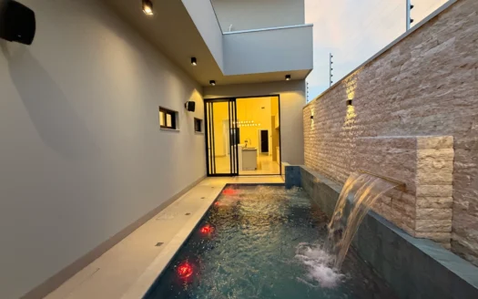 Casa Alto Padrão de 3 Suítes