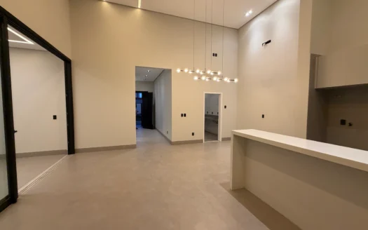 Casa Alto Padrão de 3 Suítes