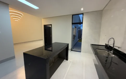 Casa com 4 Suítes Plenas