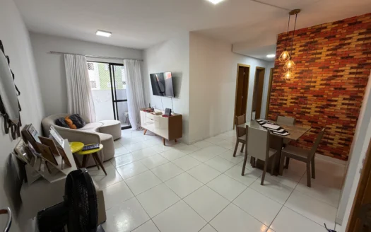 Apartamento com 3 Quartos