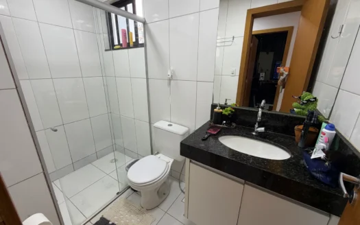 Apartamento com 3 Quartos