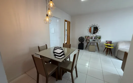 Apartamento com 3 Quartos