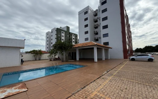 Apartamento com 3 Quartos