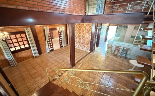 Sobrado com 4 Suítes