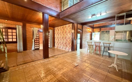 Sobrado com 4 Suítes