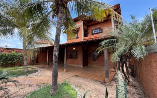 Sobrado com 4 Suítes