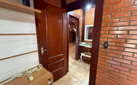 Sobrado com 4 Suítes