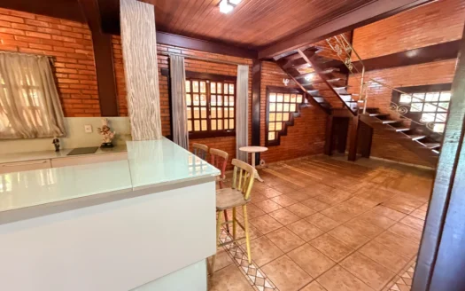 Sobrado com 4 Suítes