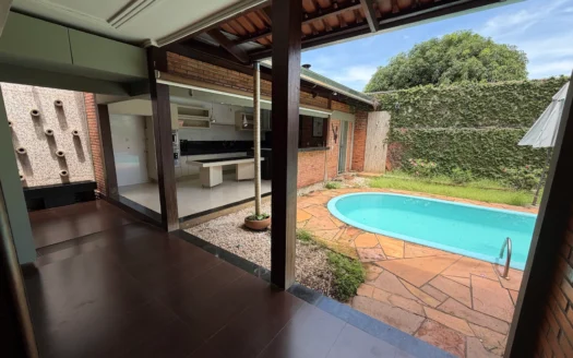 Sobrado com 4 Suítes