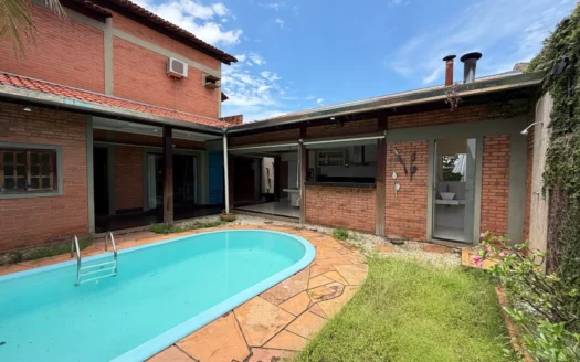 Sobrado com 4 Suítes